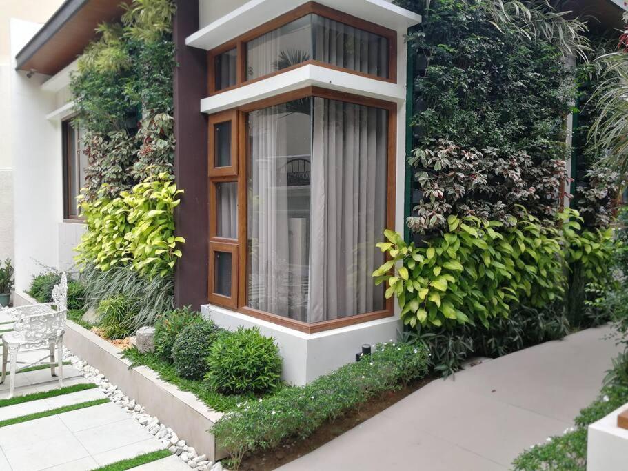 Adria Residences - Emerald Garden - 2 Bedroom Unit For 4 Person Manila Exterior foto