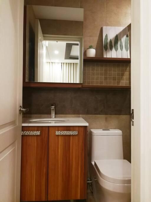 Adria Residences - Emerald Garden - 2 Bedroom Unit For 4 Person Manila Exterior foto