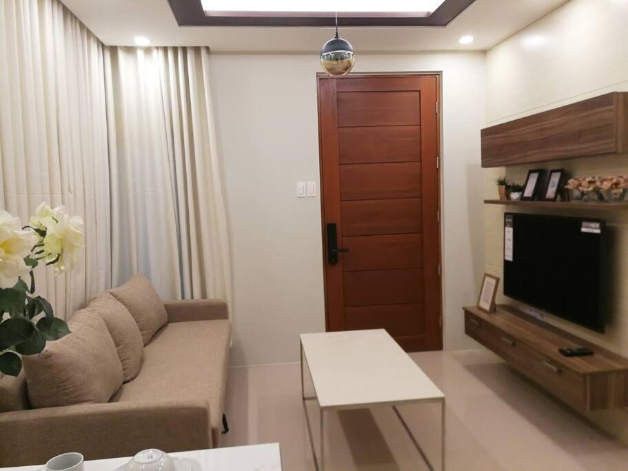 Adria Residences - Emerald Garden - 2 Bedroom Unit For 4 Person Manila Exterior foto